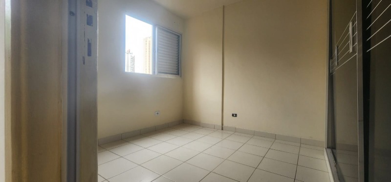 Apartamento à venda com 2 quartos, 63m² - Foto 17