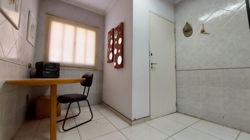 Casa à venda com 3 quartos, 190m² - Foto 20