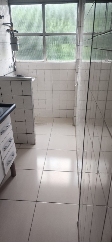 Apartamento à venda com 2 quartos, 63m² - Foto 4