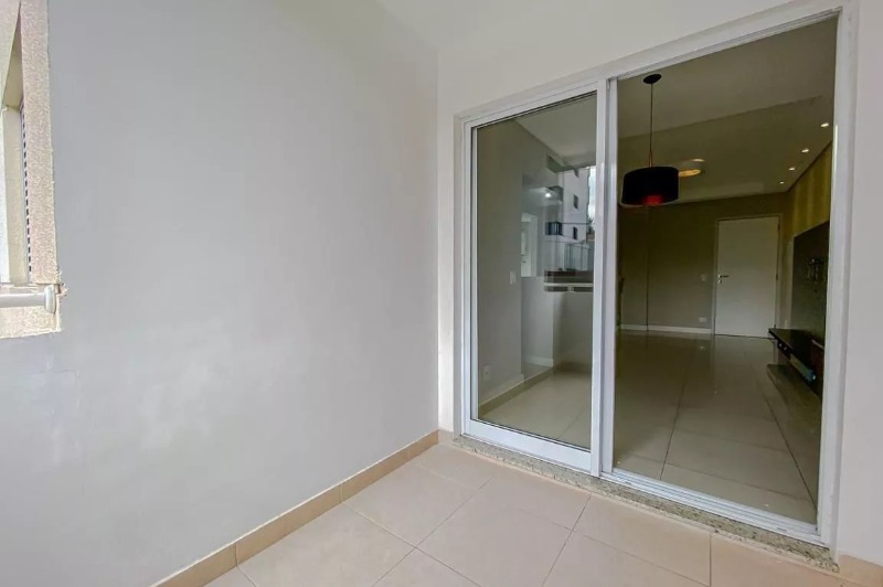 Apartamento à venda com 2 quartos, 59m² - Foto 5