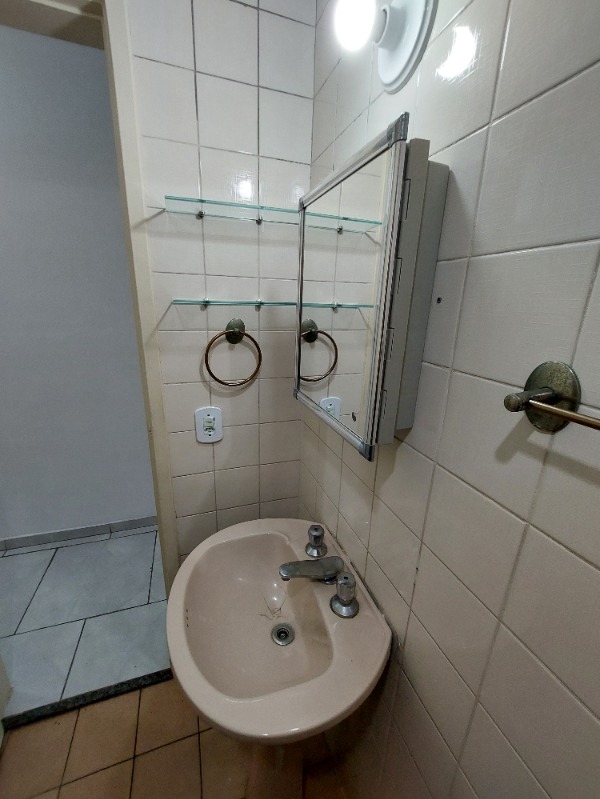 Apartamento à venda com 3 quartos, 69m² - Foto 17