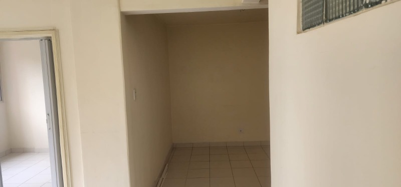 Apartamento à venda com 2 quartos, 63m² - Foto 9