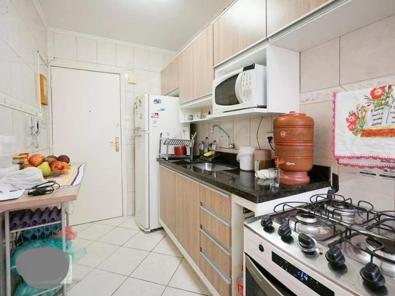 Apartamento à venda com 2 quartos, 70m² - Foto 7