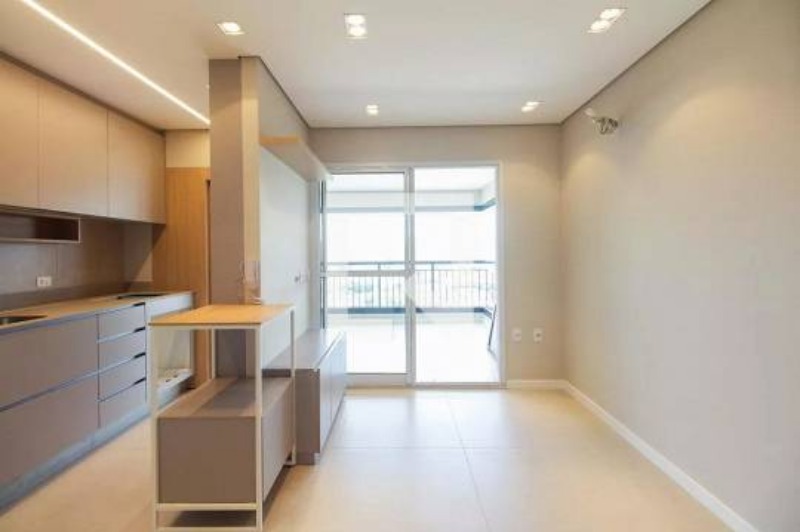 Apartamento à venda com 2 quartos, 65m² - Foto 1