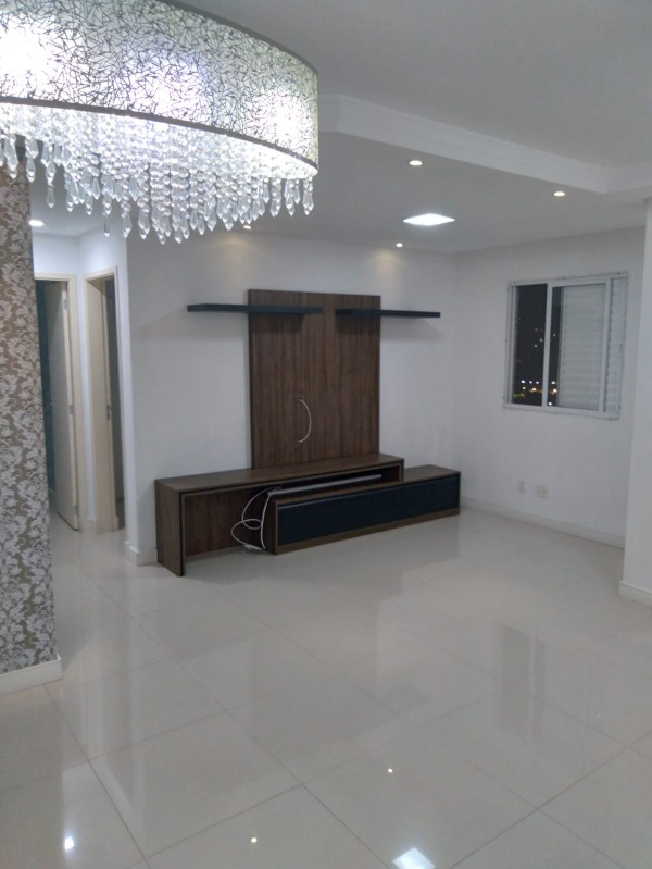 Apartamento à venda com 2 quartos, 64m² - Foto 1