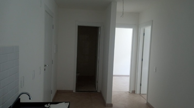 Apartamento à venda com 2 quartos, 42m² - Foto 18