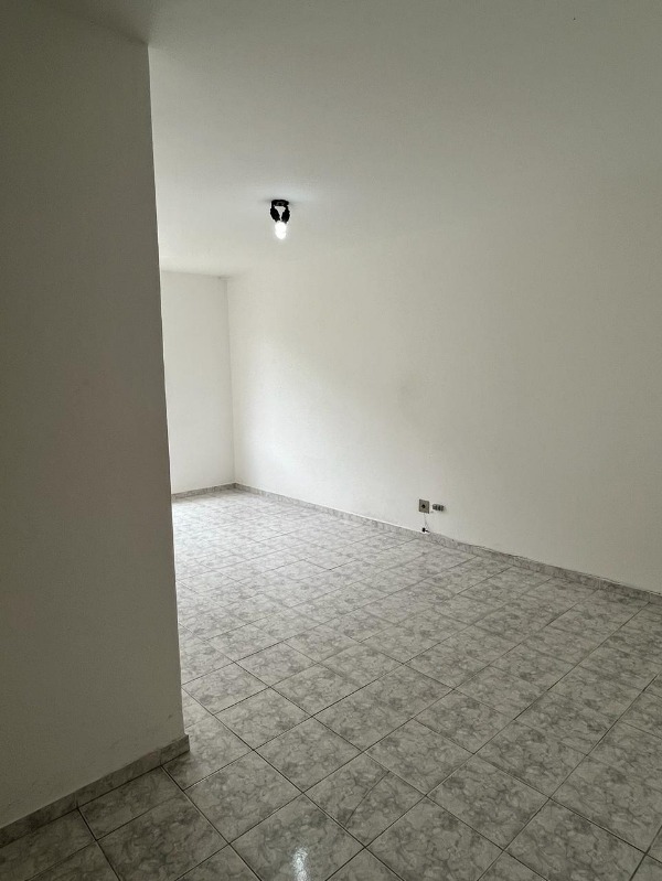 Apartamento à venda com 1 quarto, 42m² - Foto 5