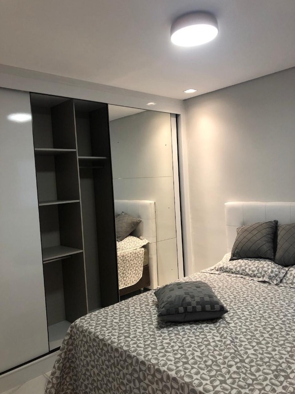 Apartamento à venda com 2 quartos, 42m² - Foto 13