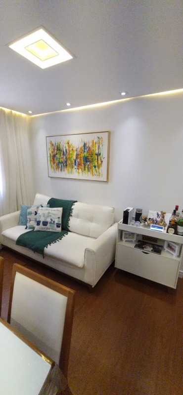 Apartamento à venda com 2 quartos, 40m² - Foto 2