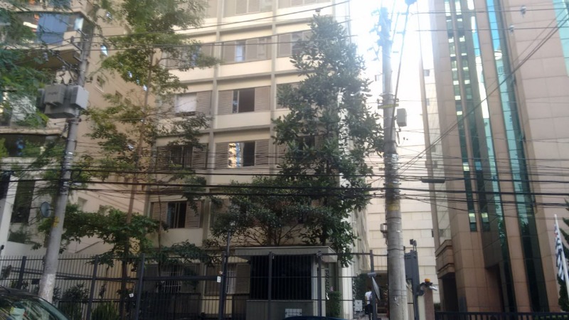 Apartamento à venda com 2 quartos, 83m² - Foto 57