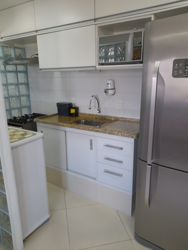 Apartamento à venda com 2 quartos, 45m² - Foto 15