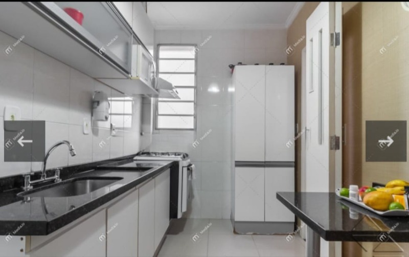 Apartamento à venda com 2 quartos, 70m² - Foto 11