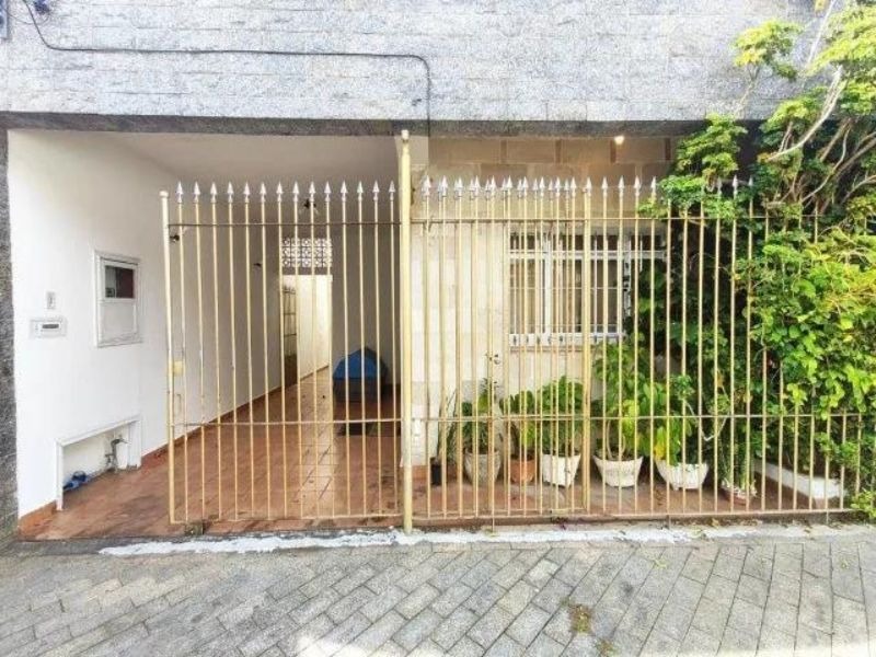 Casa à venda com 2 quartos, 94m² - Foto 1