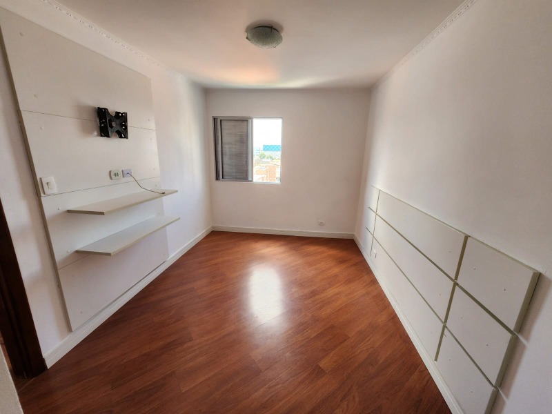 Apartamento à venda com 2 quartos, 70m² - Foto 6