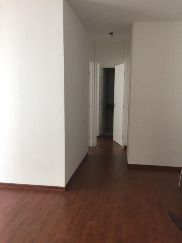 Apartamento à venda com 2 quartos, 65m² - Foto 4