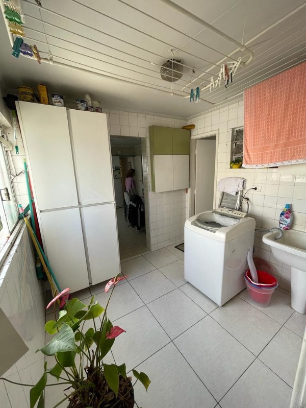 Apartamento à venda com 3 quartos, 111m² - Foto 11