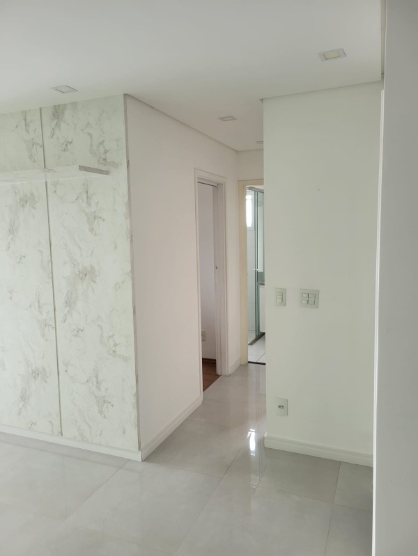 Apartamento à venda com 2 quartos, 67m² - Foto 5