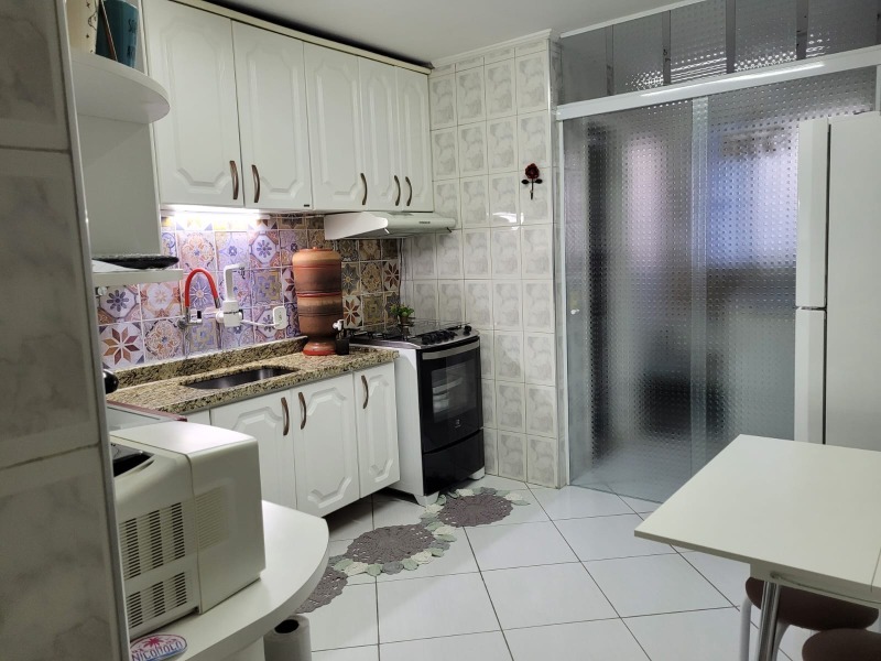 Apartamento à venda com 3 quartos, 83m² - Foto 8