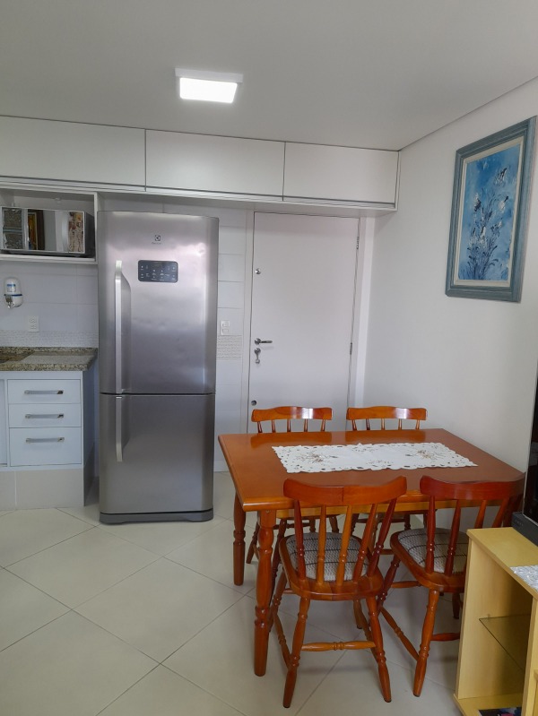 Apartamento à venda com 2 quartos, 45m² - Foto 11