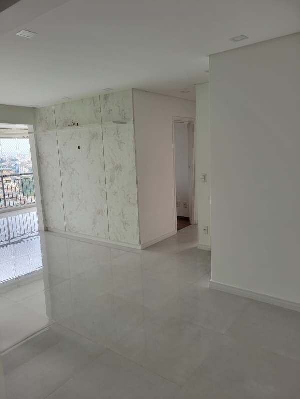 Apartamento à venda com 2 quartos, 67m² - Foto 7