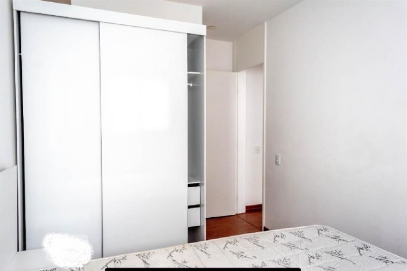 Apartamento à venda com 2 quartos, 65m² - Foto 14