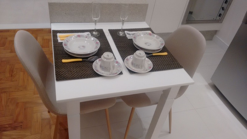 Apartamento à venda com 2 quartos, 83m² - Foto 3