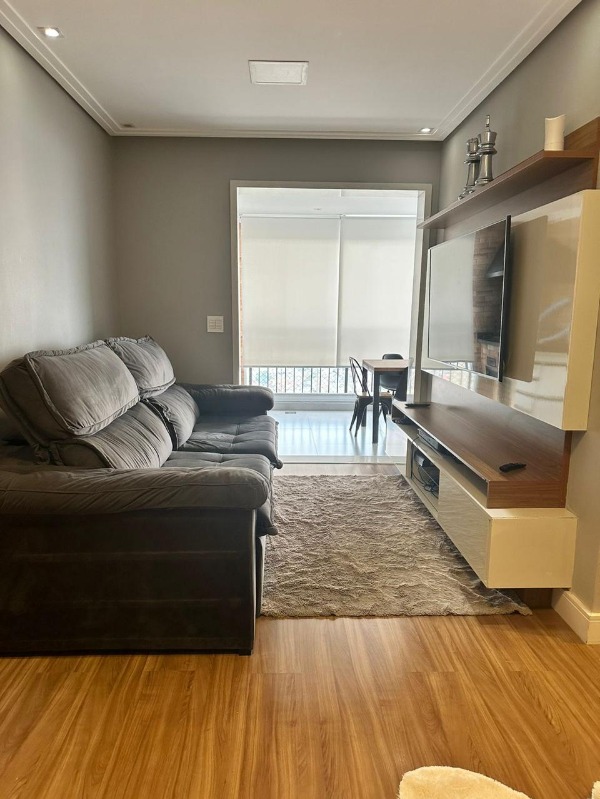 Apartamento à venda com 2 quartos, 65m² - Foto 3