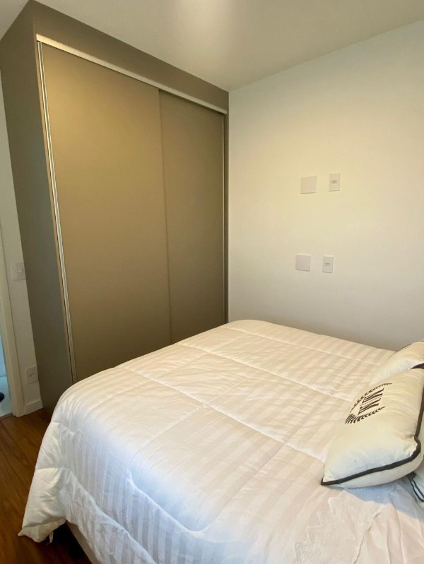 Apartamento à venda com 2 quartos, 43m² - Foto 15