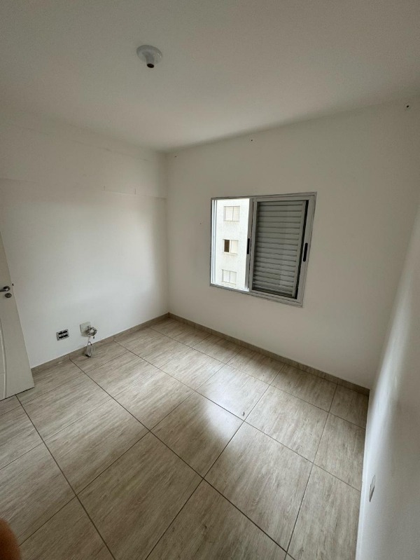 Apartamento à venda com 2 quartos, 44m² - Foto 10