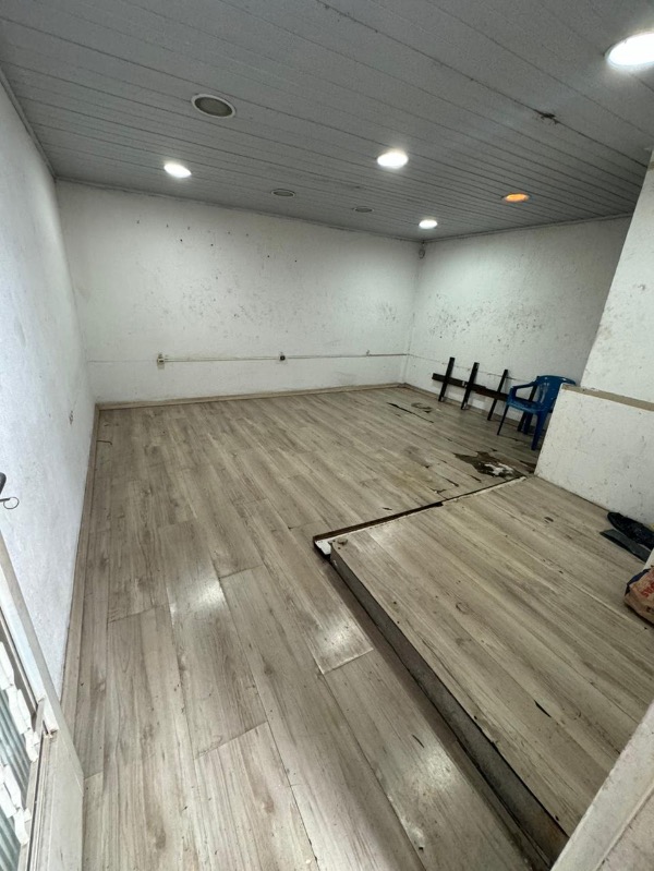 Loja-Salão para alugar, 300m² - Foto 13