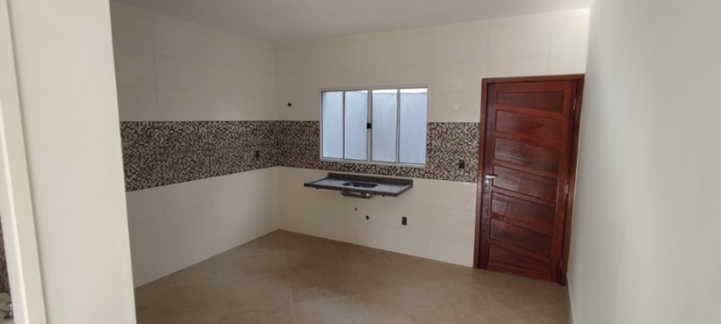 Casa à venda com 2 quartos, 64m² - Foto 13