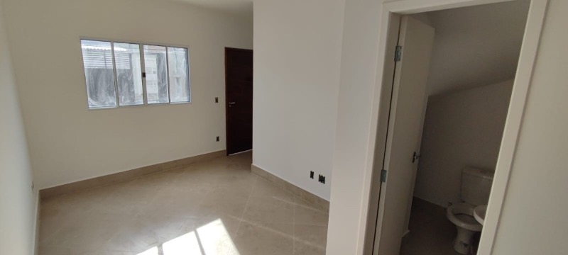 Casa à venda com 2 quartos, 64m² - Foto 7