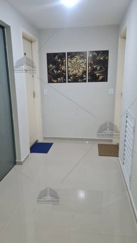 Apartamento à venda com 2 quartos, 42m² - Foto 13