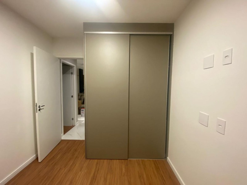 Apartamento à venda com 2 quartos, 43m² - Foto 17