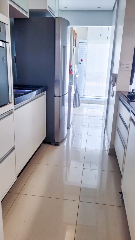 Apartamento à venda com 2 quartos, 69m² - Foto 7