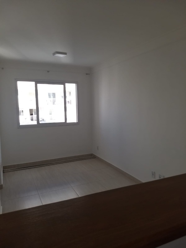 Apartamento à venda com 2 quartos, 42m² - Foto 4