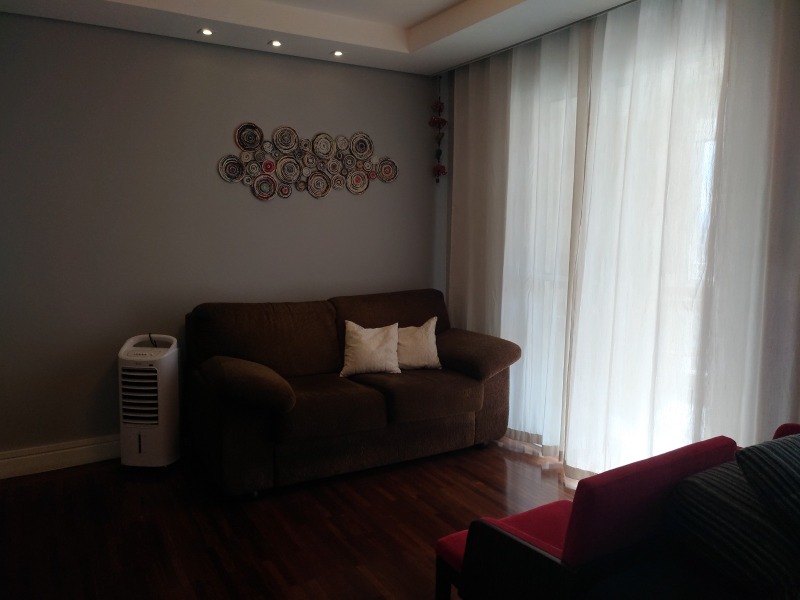 Apartamento à venda com 2 quartos, 72m² - Foto 4