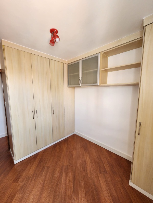 Apartamento à venda com 2 quartos, 70m² - Foto 10