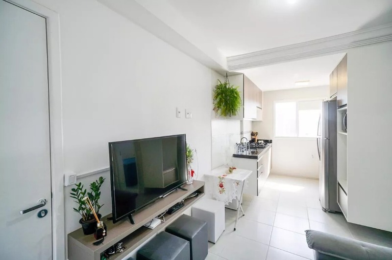 Apartamento à venda com 2 quartos, 40m² - Foto 10