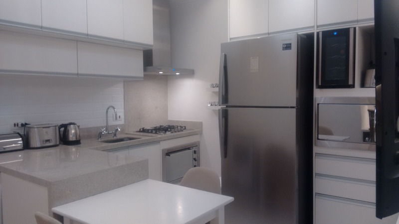 Apartamento à venda com 2 quartos, 83m² - Foto 23