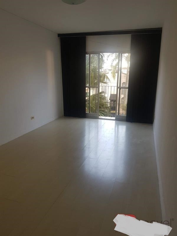 Apartamento à venda com 1 quarto, 59m² - Foto 2