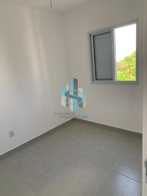 Apartamento à venda com 2 quartos, 40m² - Foto 11