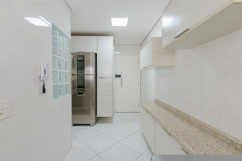 Apartamento à venda com 3 quartos, 112m² - Foto 21