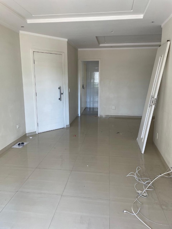 Apartamento à venda com 3 quartos, 92m² - Foto 3