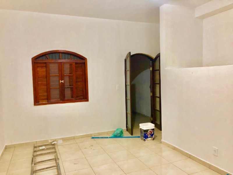 Casa à venda com 2 quartos, 90m² - Foto 10