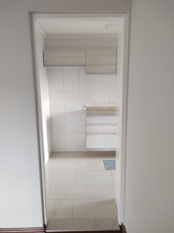 Apartamento à venda com 3 quartos, 70m² - Foto 17