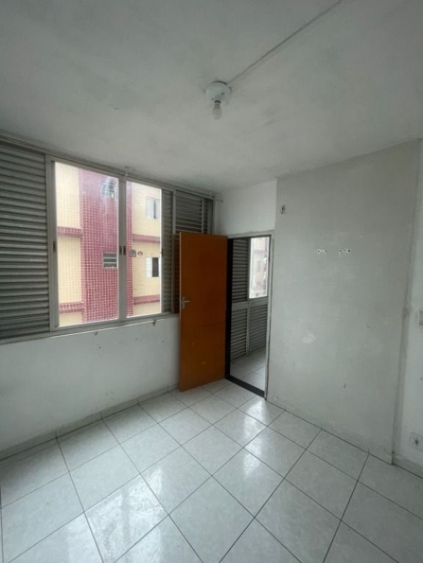 Apartamento à venda com 2 quartos, 60m² - Foto 10