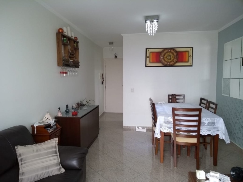 Apartamento à venda com 3 quartos, 80m² - Foto 4