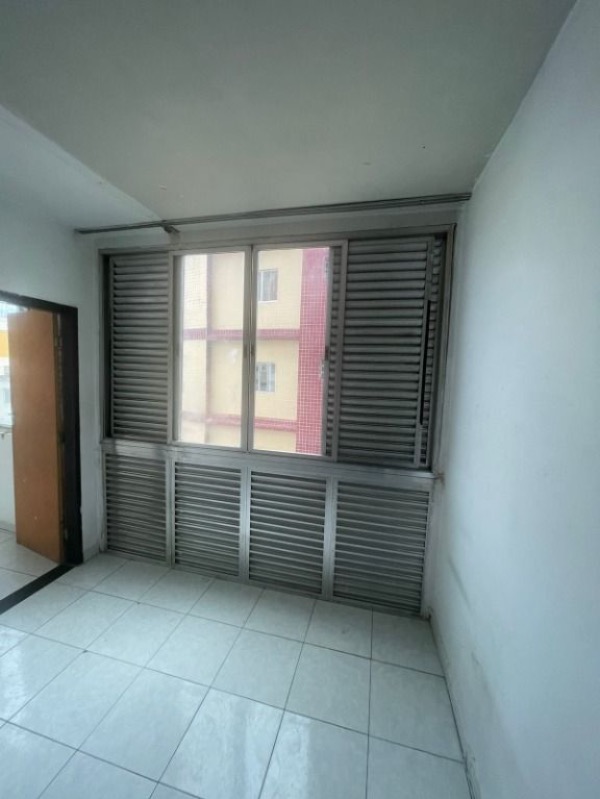 Apartamento à venda com 2 quartos, 60m² - Foto 9