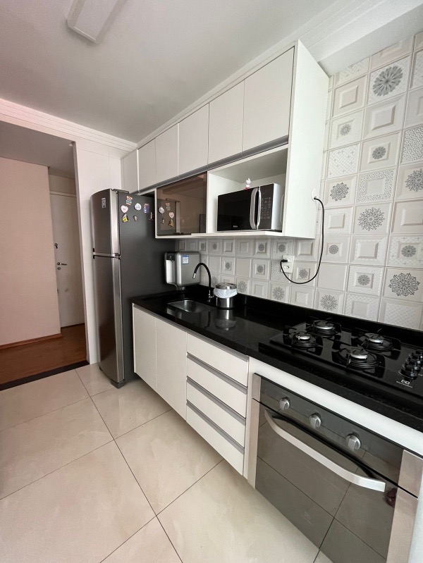 Apartamento à venda com 2 quartos, 63m² - Foto 8